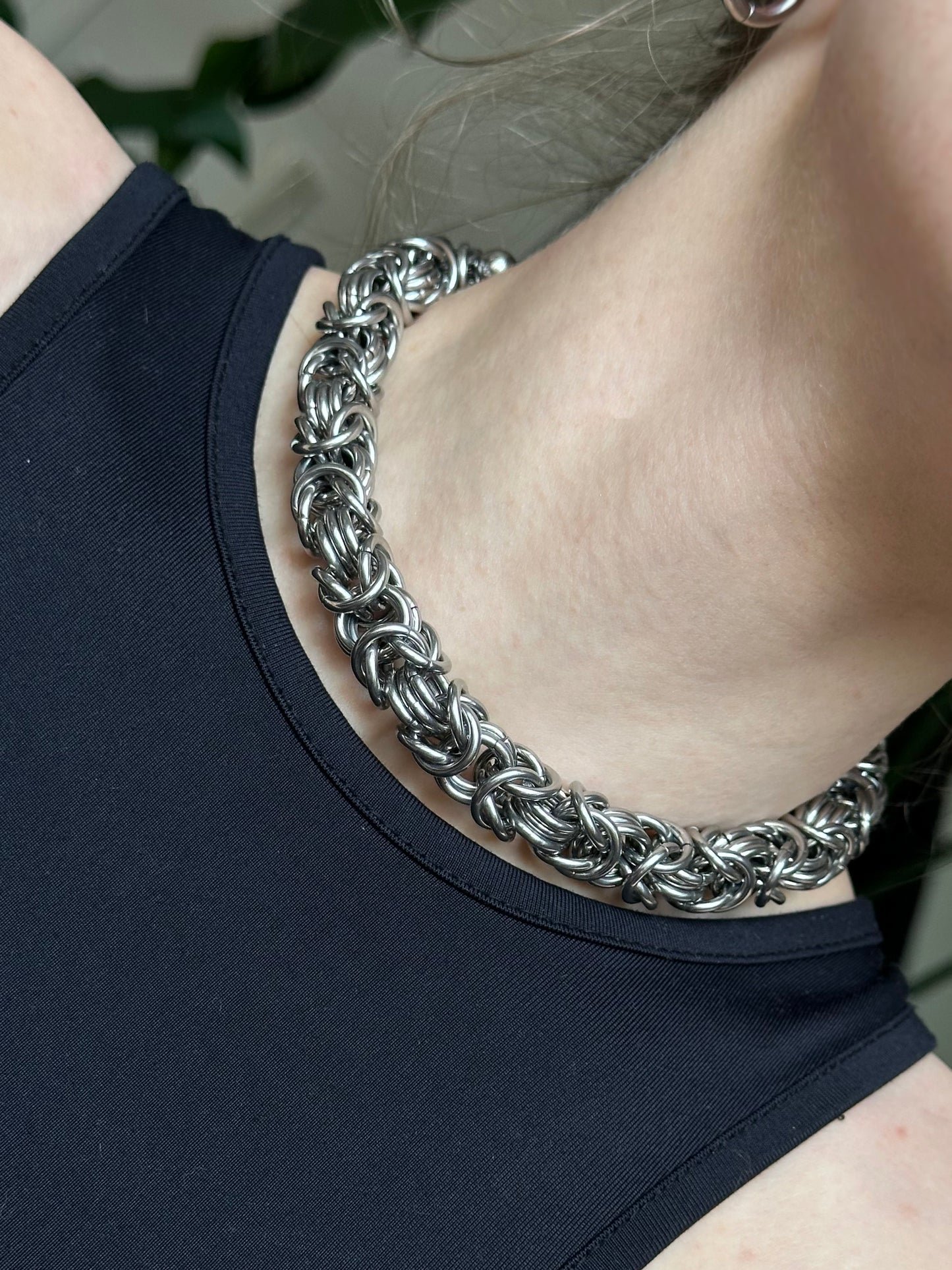 HEAVY BYZANTINE choker