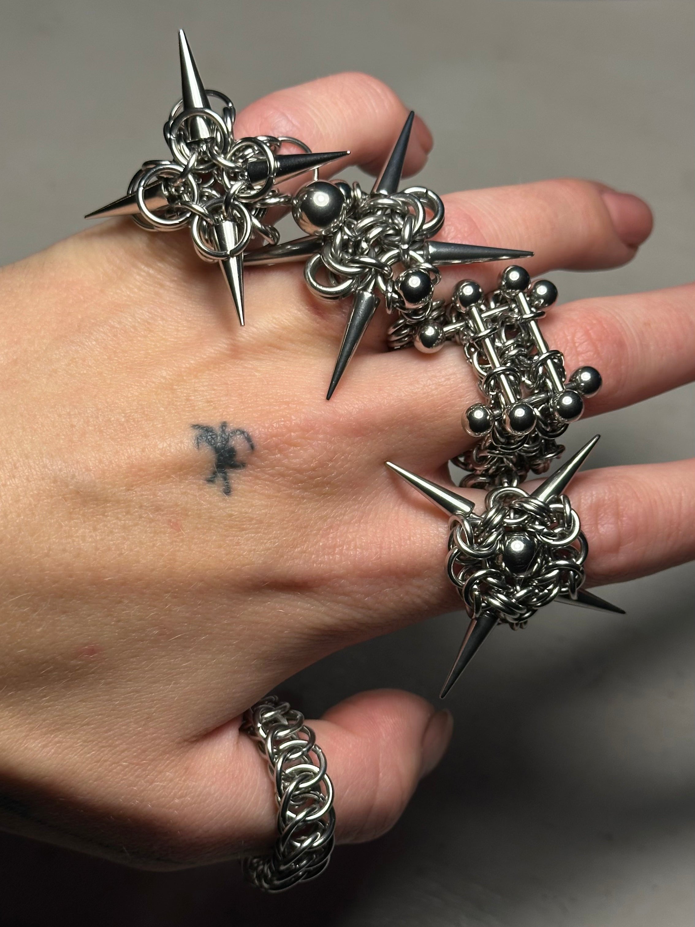 VENOM 01 ring – SERPEN