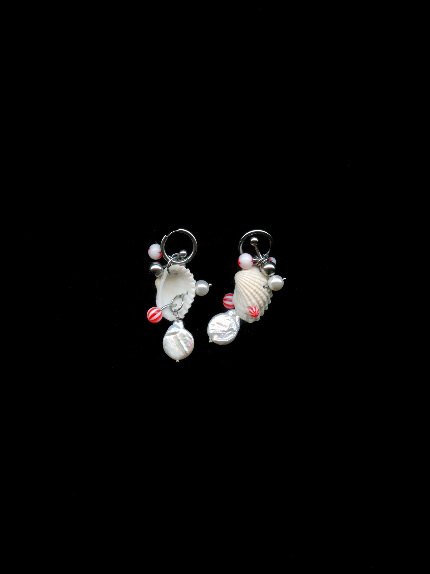 BOUCLES D'OREILLES COQUILLAGE PERCÉ 04